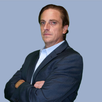 photo-adam-storm-chess